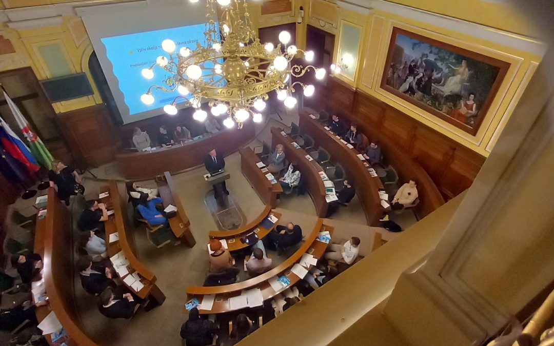 MESTNI OTROŠKI PARLAMENT