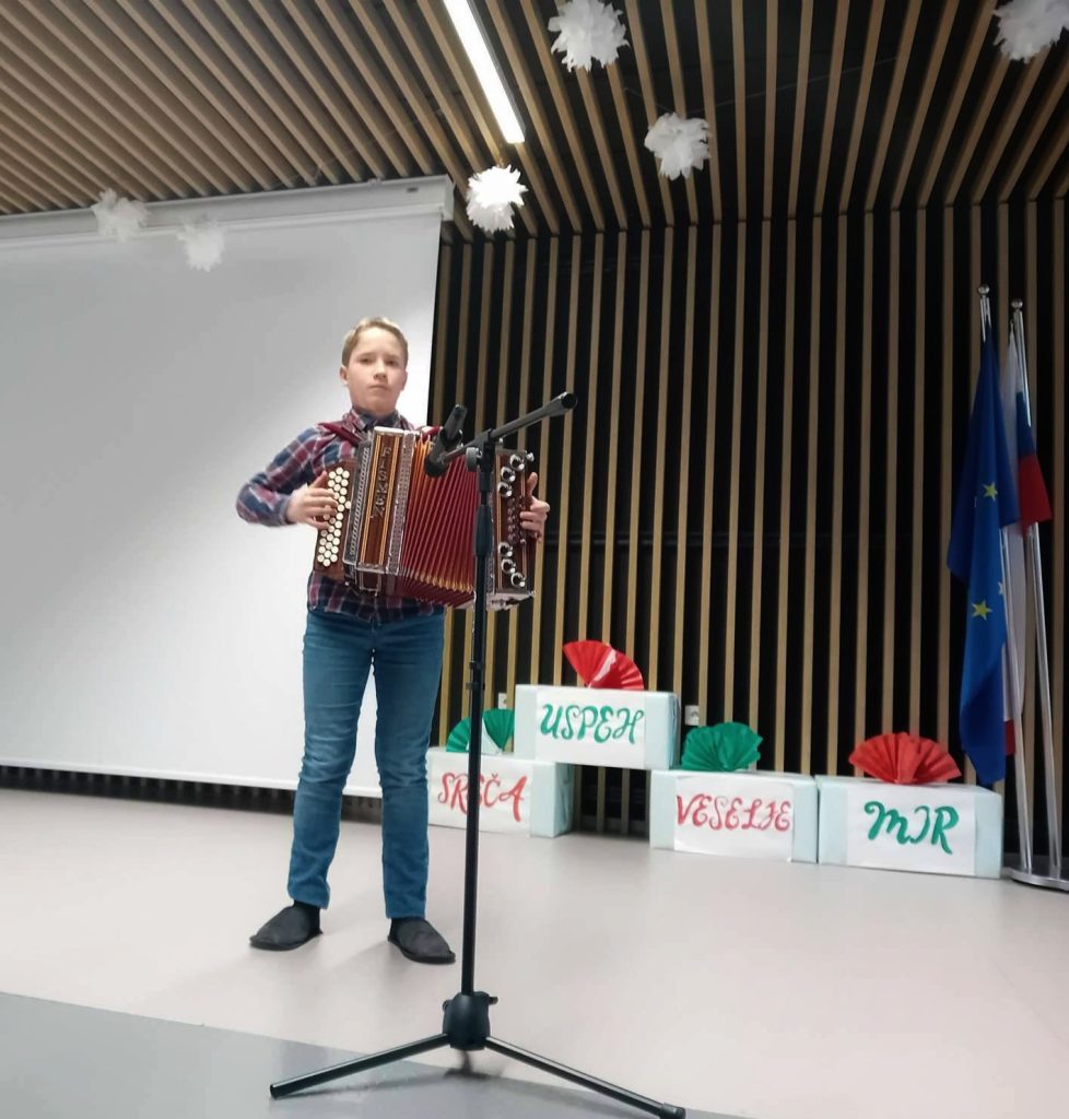 kulturna prireditev 25